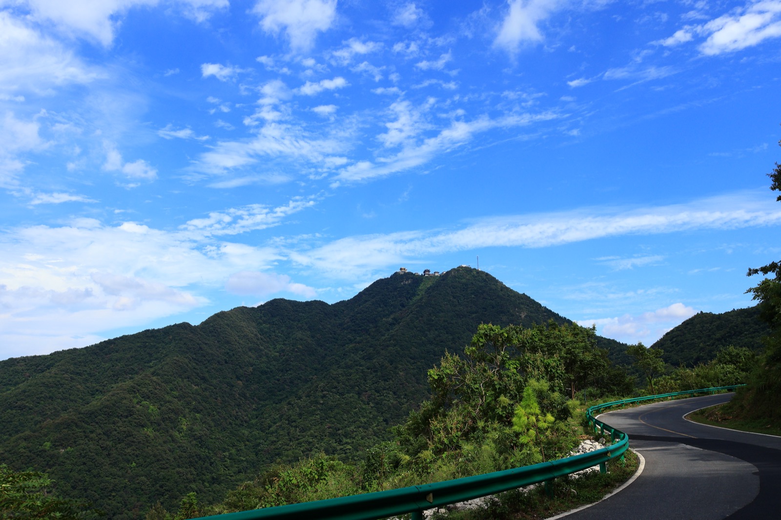 武汉周边山区避暑团建路线