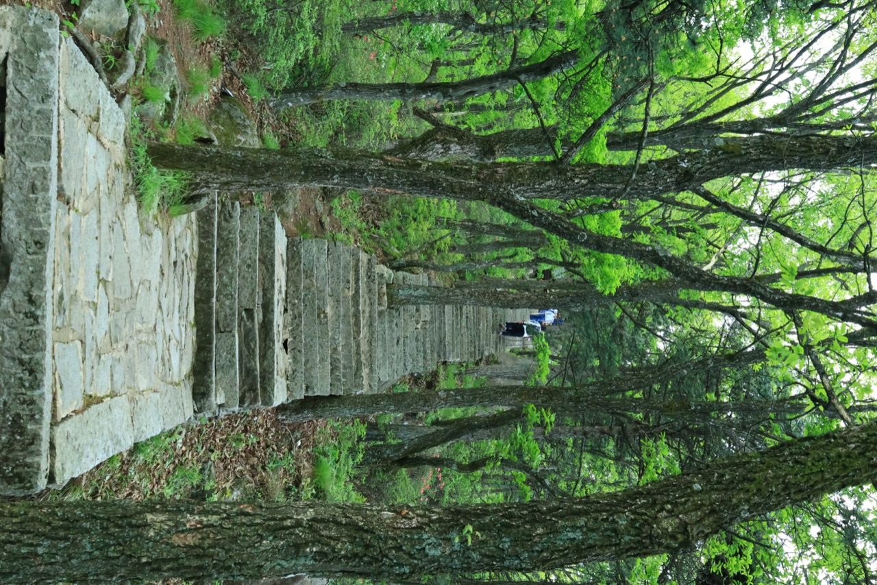 薄刀峰奇石险峰
