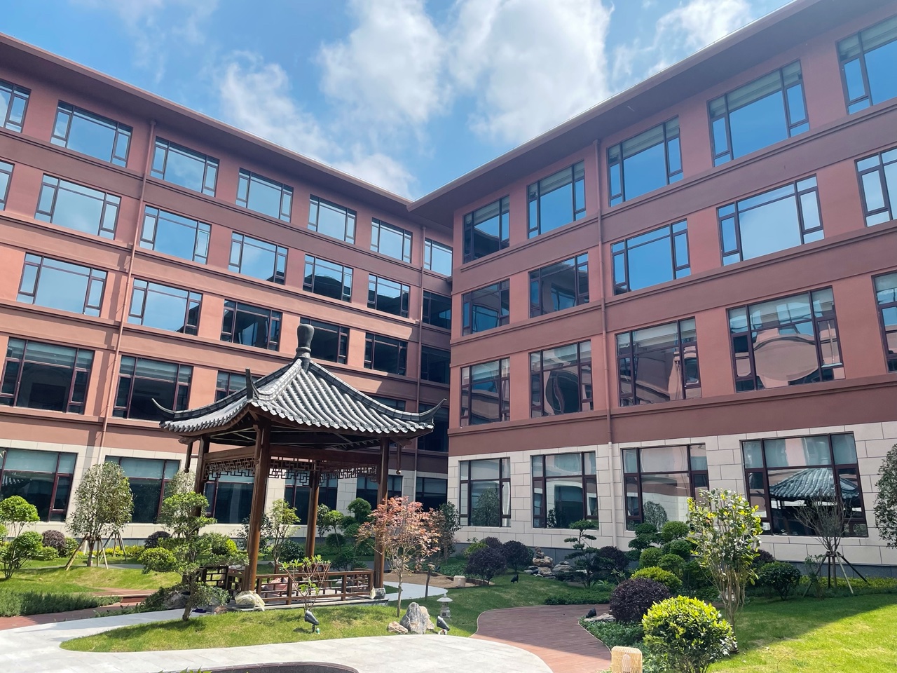 绿林山景区住宿——双人标间含早,部分酒店带会议室
