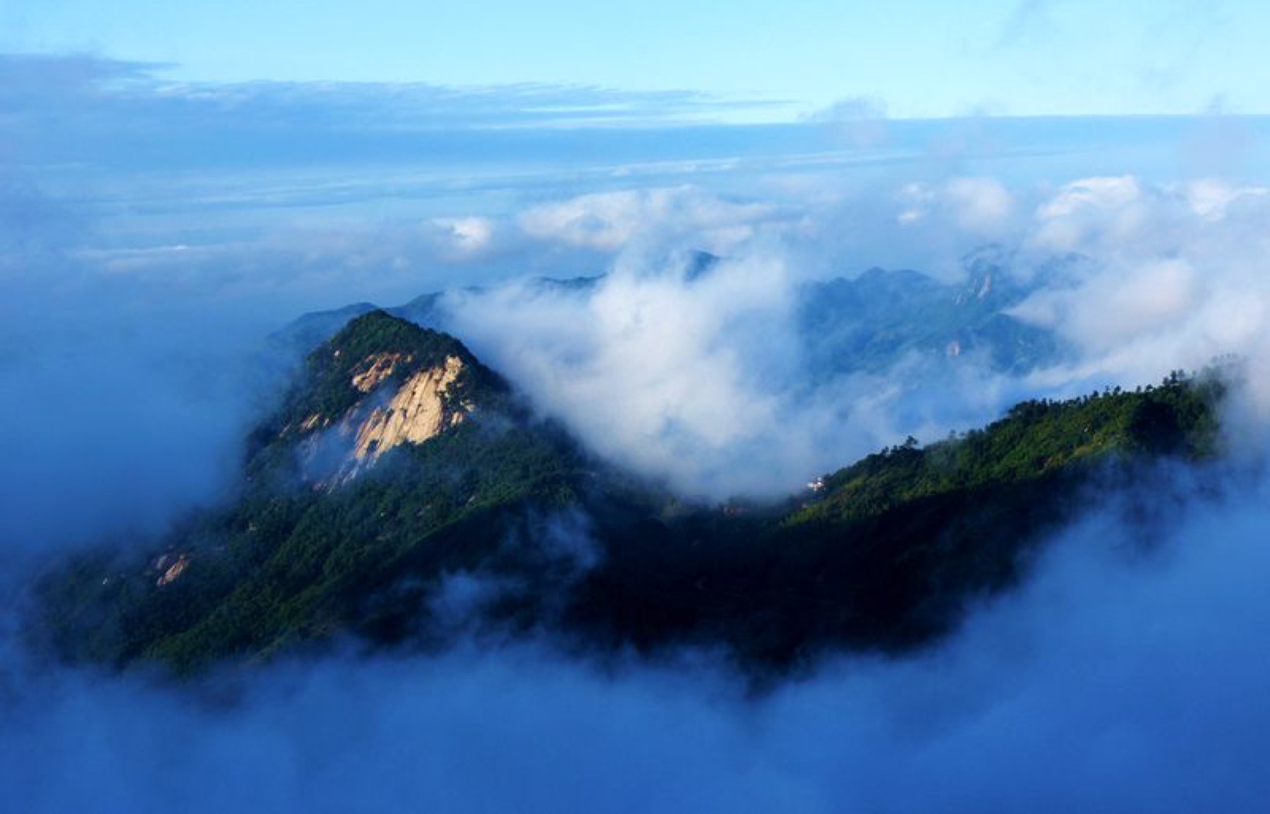 薄刀峰云海日出