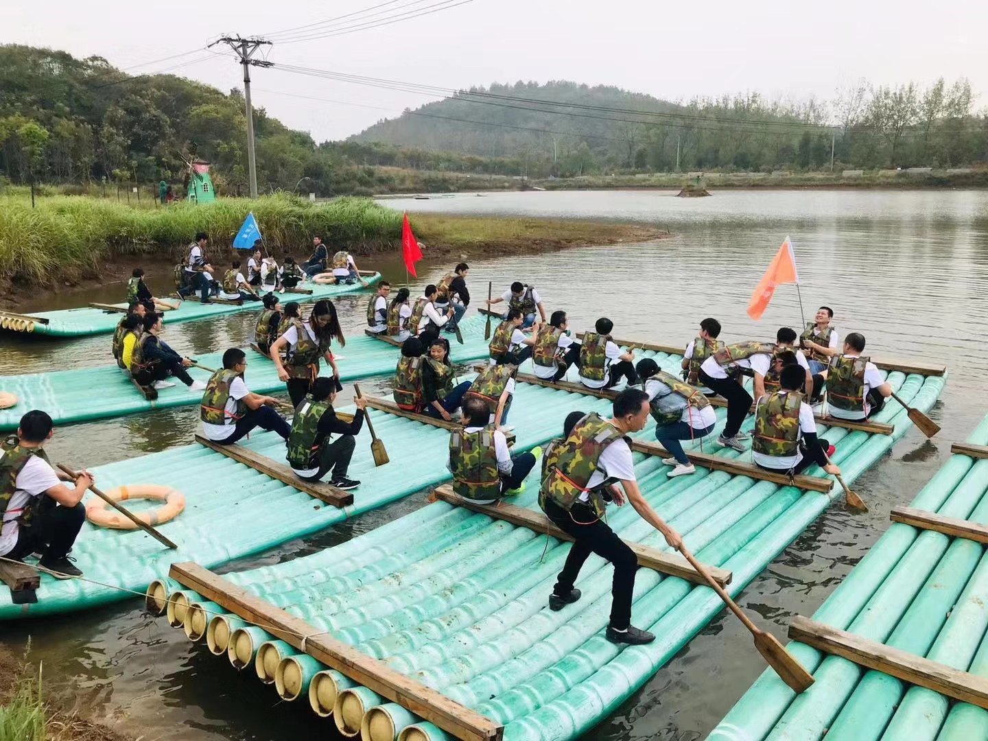 乐农湖畔水上竹筏——下午景区自由活动项目