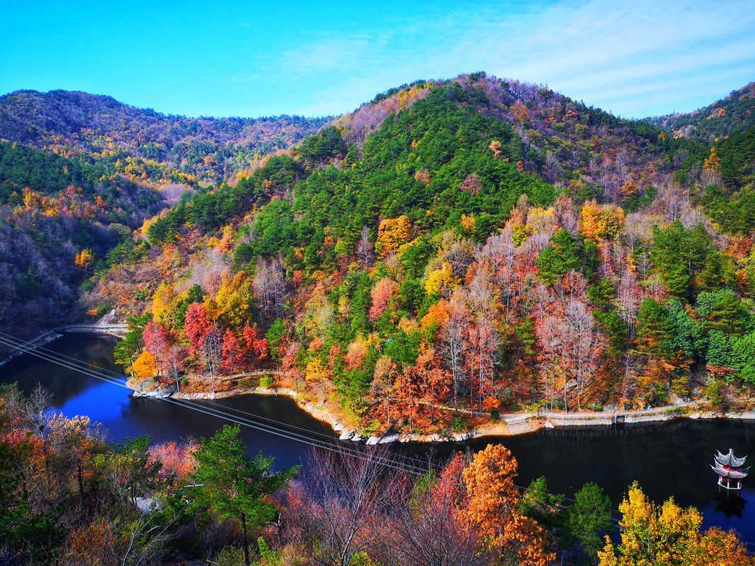 清凉寨红叶秋色山林湖景