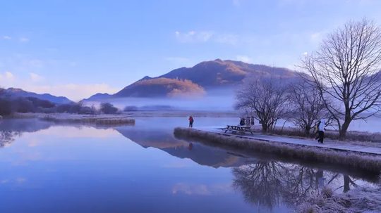 神农架大九湖冬季晨雾+人,生态+拓展场景