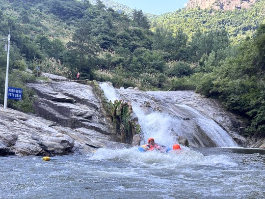 龙吉拉漂流打卡点