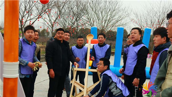 巨人捕手终局挑战——投石器与巨人目标的团队对抗